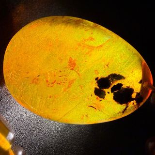 Collar ámbar colgante lágrima