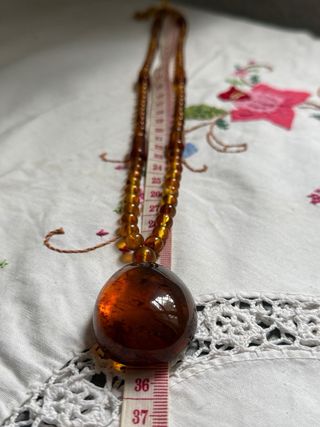Collar ámbar colgante lágrima