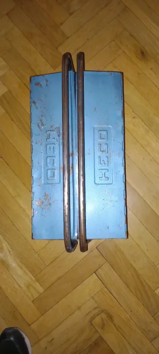 Caja de herramientas azul