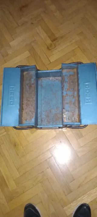 Caja de herramientas azul