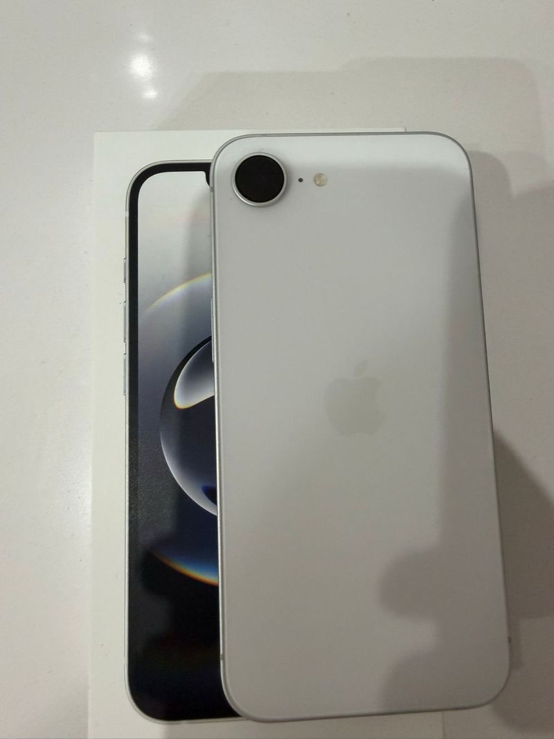 iPhone 16e Apple afbeelding 3