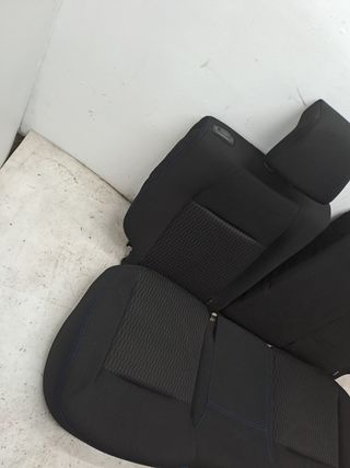 JUEGO ASIENTOS COMPLETO PEUGEOT 208 (P2)