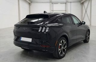 Ford Mustang Mach-E Rango extendido AWD Batería 98.8kWh 351Cv