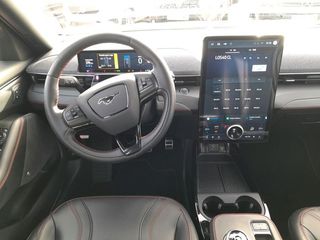 Ford Mustang Mach-E Rango extendido AWD Batería 98.8kWh 351Cv