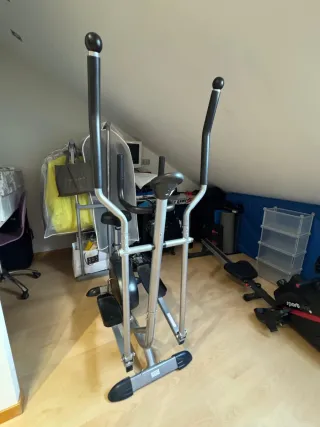 Máquina Elíptica Gimnasio