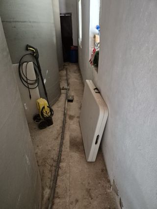 Jardinería y jaulas para perros