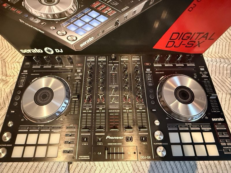 Pioneer DDJ-SX Controlador DJ afbeelding 2