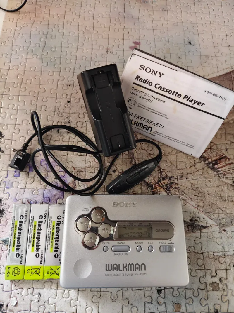 Walkman Sony WM-FX673 Radio Cassette afbeelding 2