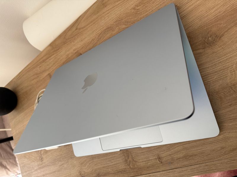 MacBook Air 15 Chip M4 Azul Cielo afbeelding 4