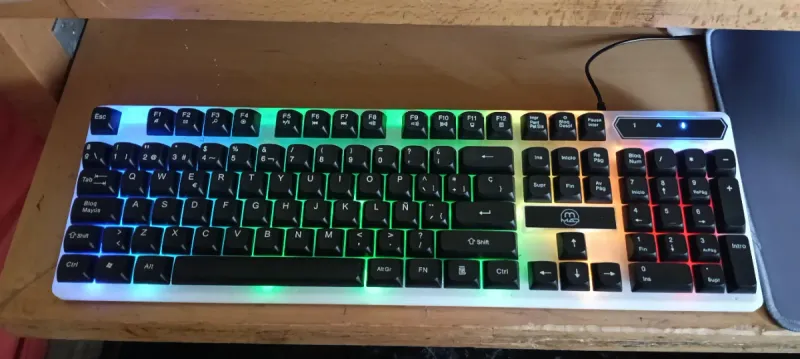Pack Teclado, Ratón y Alfombrilla Gamer MAC