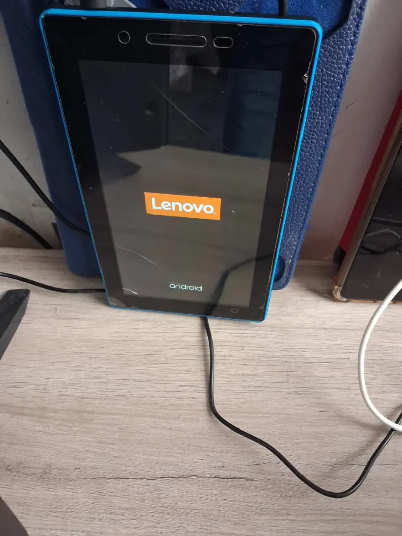 Tablet Lenovo Android Negra/Azul