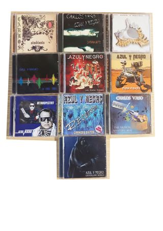 10 CD's de Azul y Negro