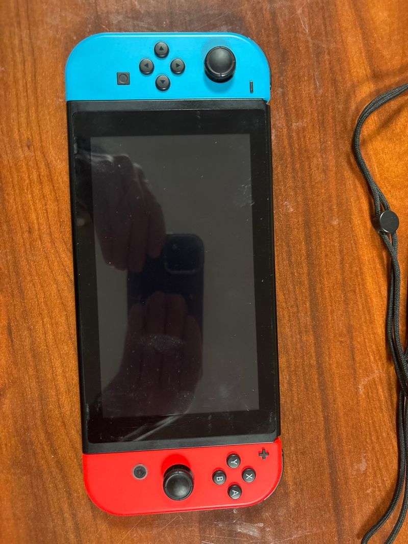 Nintendo Switch Azul/Rojo Completo afbeelding 2