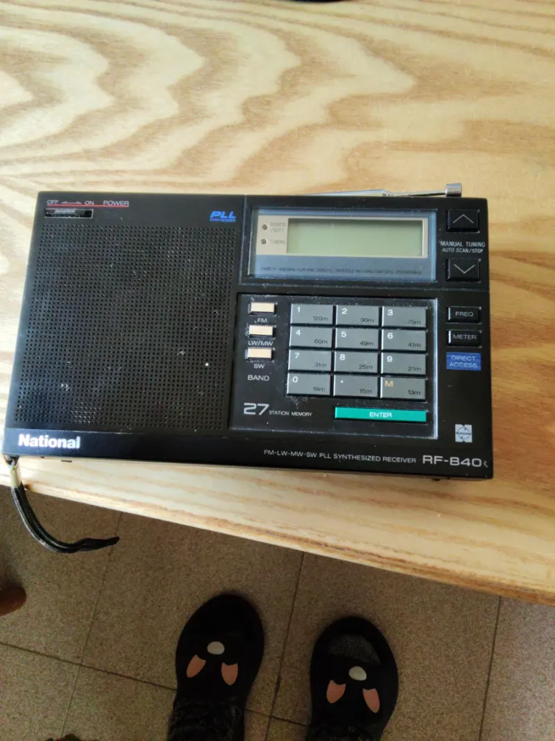 Radio National RF-B40 PLL Sintetizador Multionda