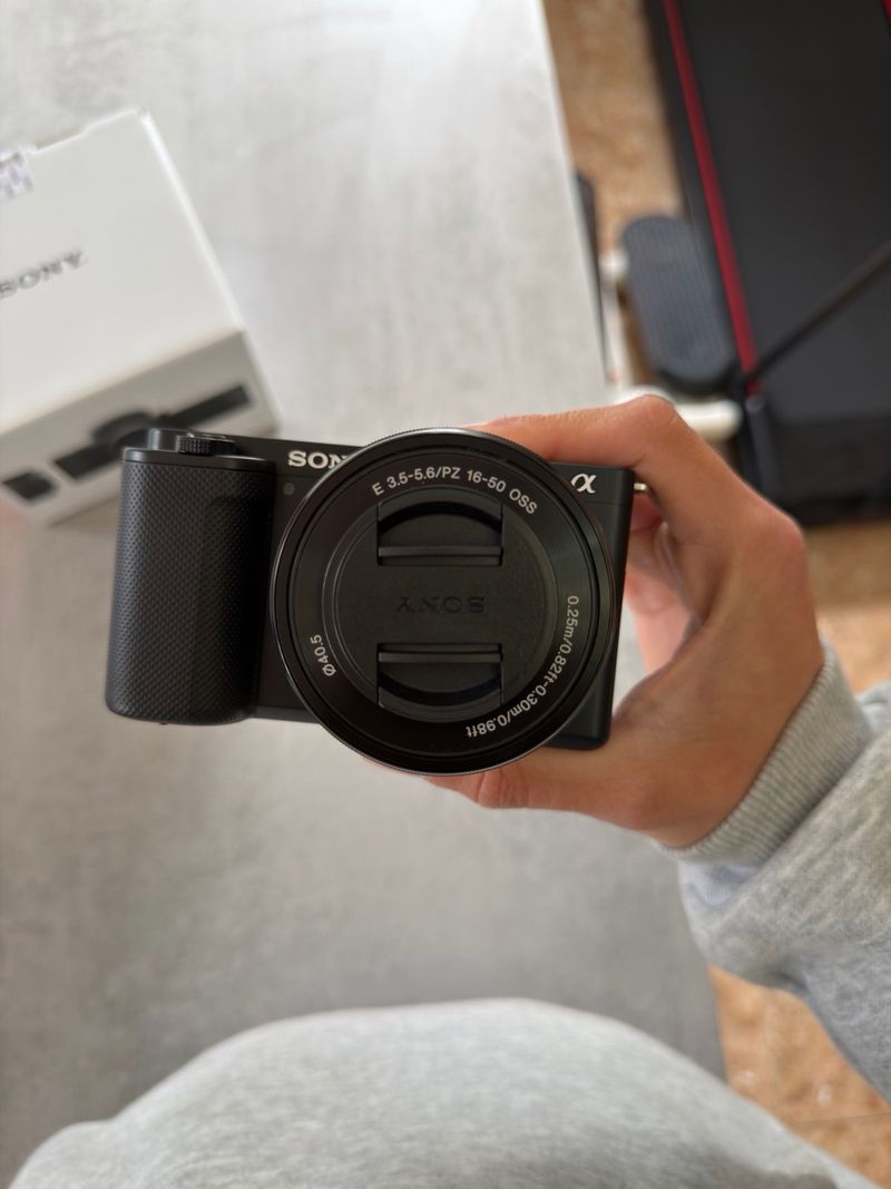 Sony ZV-E10 + Objetivo 16-50mm afbeelding 6
