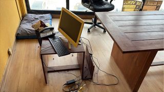 Mesa de madera  maciza y mesita