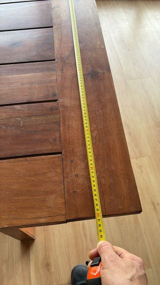 Mesa de madera  maciza y mesita
