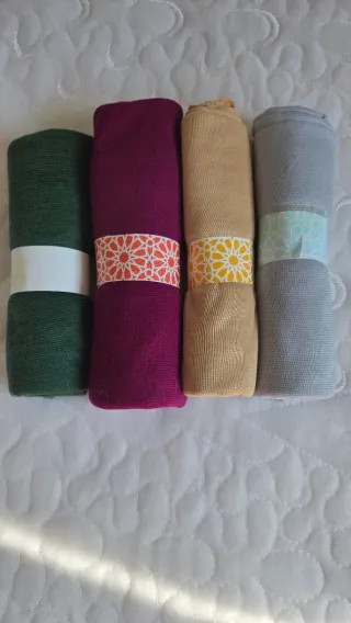 Lote 4 sciarpe in lycra