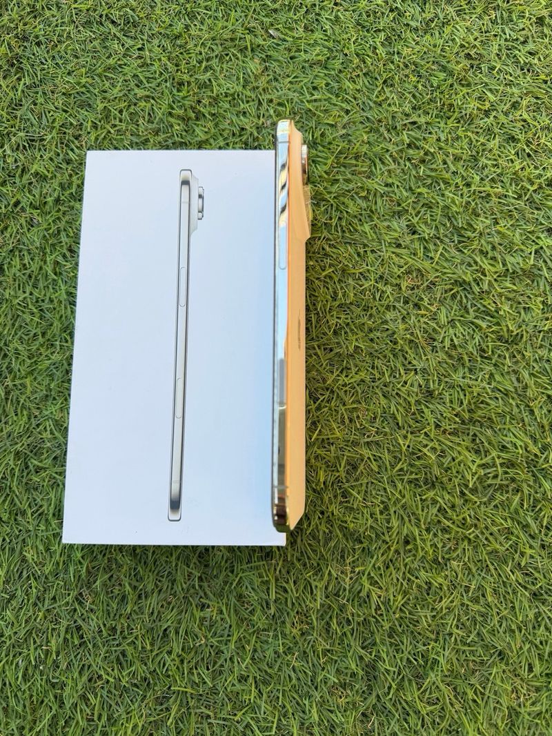 iPhone 17 Air 256GB Blanco/Dorado afbeelding 4