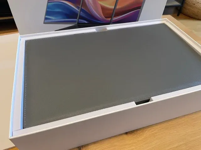 Doble pantalla portátil - 15,4” cada una - funda afbeelding 3