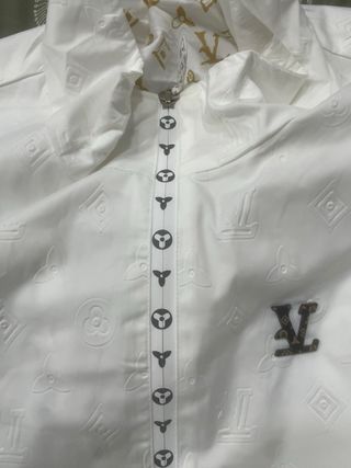 Chaqueta blanca con estampado