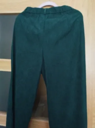 Pantalón pana fina verde