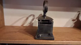 Plancha antigua de hierro