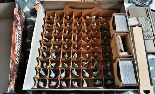 Zombicide Black Plague (Español) + Inserto Eraptor