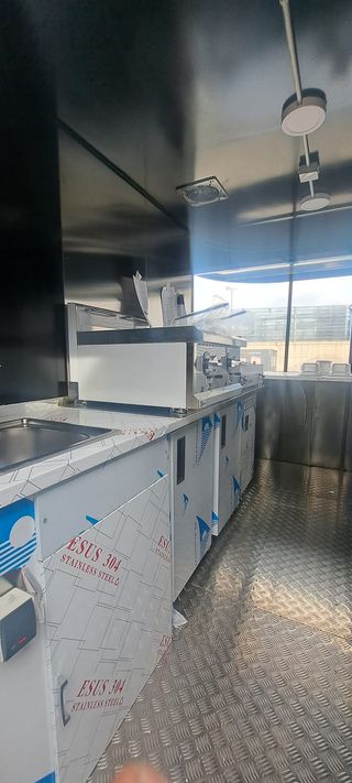 Foodtruck Curvo Food Truck