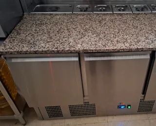 Se traspasa local de comida a domicilio.