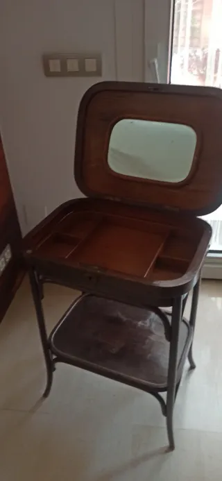 Mueble auxiliar costurero antiguo madera