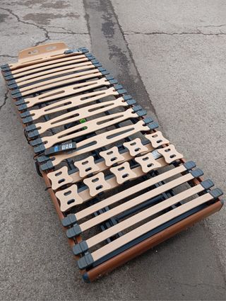 Cama articulada con mando