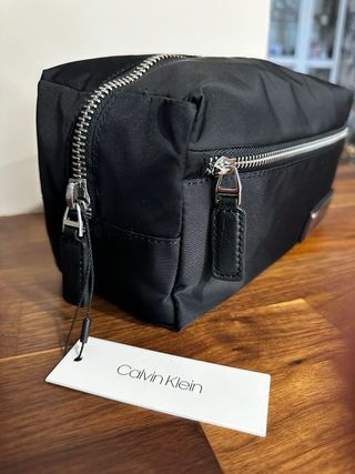 Neceser Calvin Klein Negro