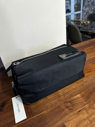 Neceser Calvin Klein Negro