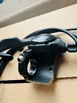 Pulsadores Shimano Acera 3x9V