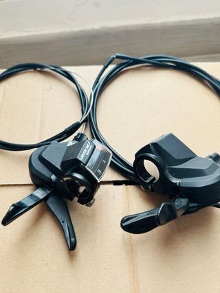 Pulsadores Shimano Acera 3x9V