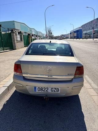 Opel Astra 1.7 Ecoflex 2010 - 134000 km - ITV 2027