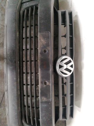 PARAGOLPES DELANTERO VOLKSWAGEN AMAROK