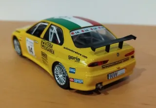 Alfo romeo 156 Fly. Scalextric