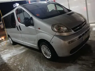 Opel Vivaro 2005