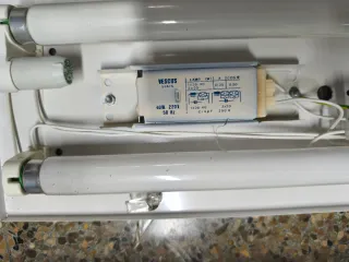 Lámpara fluorescente lineal