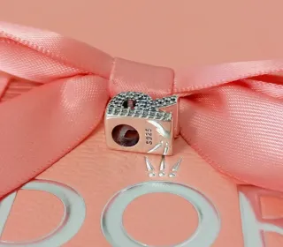 Charm Pandora Letra R Pavé Plata