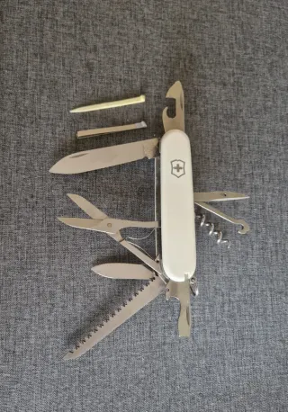 Victorinox Huntsman