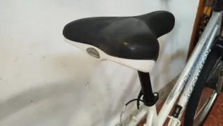 IMPECABLE! Rockrider 5.0 unisex 26" con suspensión