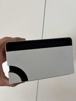 Nintendo Switch OLED + microSD 128GB + protector