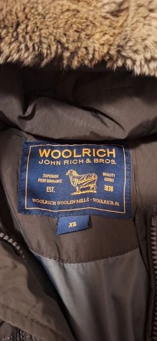 Woolrich donna con cappuccio marrone
