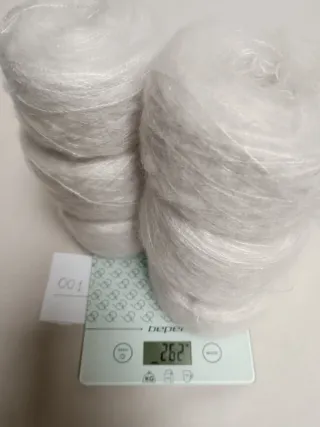 6 gomitoli filato mohair bianco offwhite