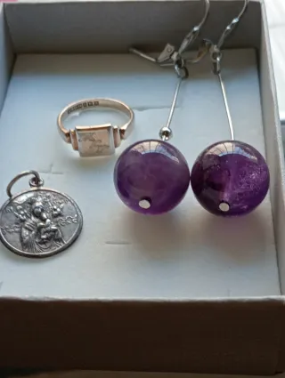 Lote Joyería: Anillo, Pendientes y Colgante