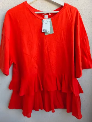 Camiseta H&M Naranja Volantes Talla L rojo anaranj
