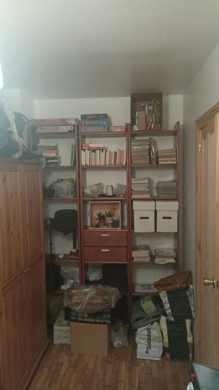 3 Estanterías Madera Maciza Astigarraga desmontada